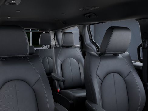 New 2026 Chrysler Pacifica Select image 26
