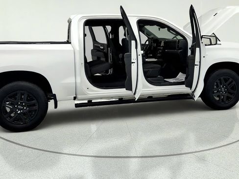 Used 2023 Chevrolet Silverado 1500 RST w/ Convenience Package II AWD/4WD image 13