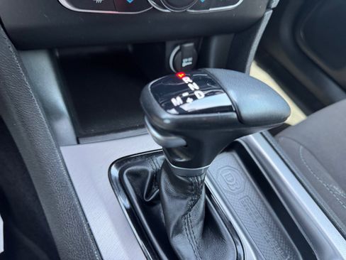 Used 2023 Dodge Charger SXT w/ Blacktop Package RWD image 18