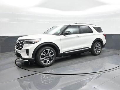New 2025 Ford Explorer Platinum