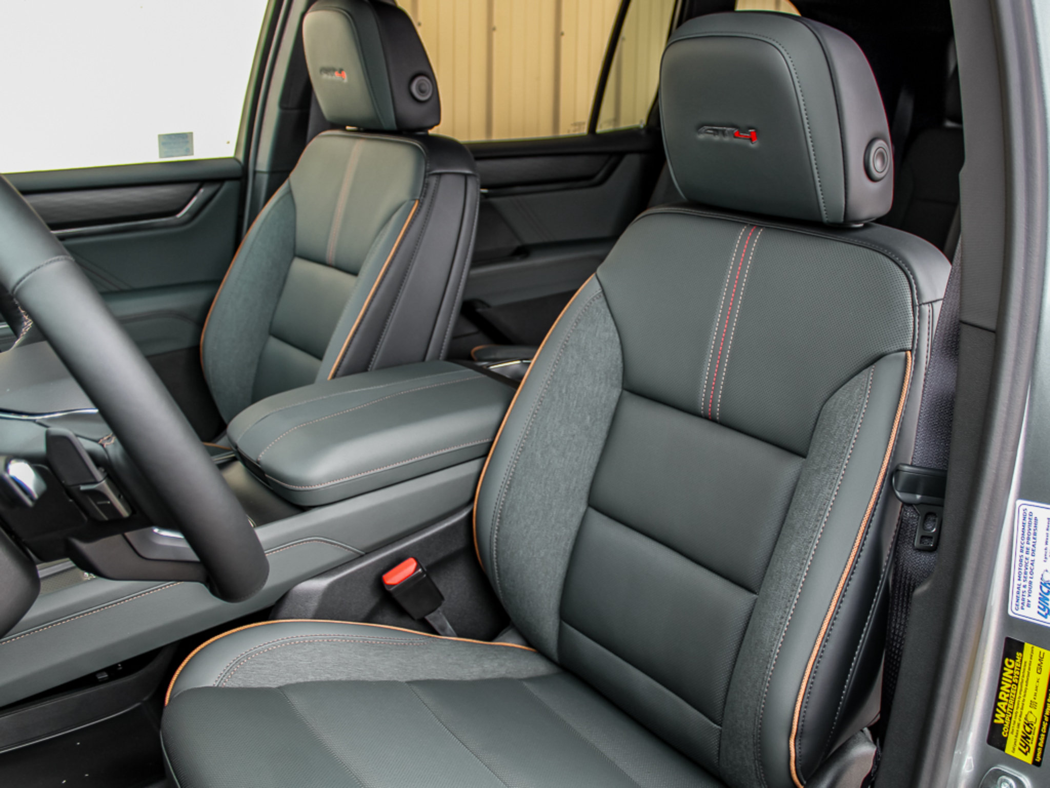 New 2027 GMC Acadia AT4 w/ Luxury Package AWD/4WD image 19