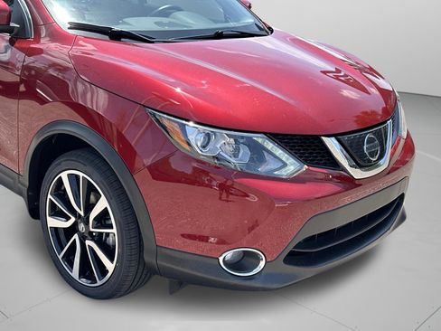 Used 2019 Nissan Rogue Sport SL w/ Premium Package FWD image 40