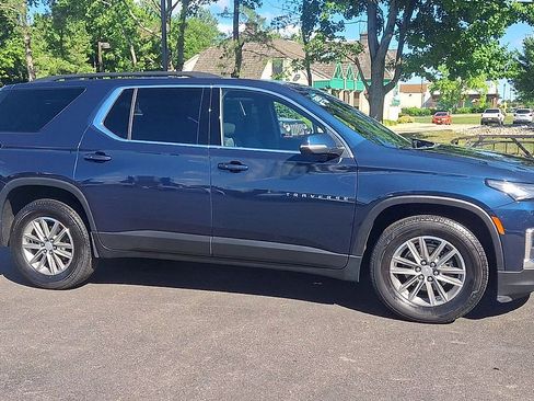 Certified 2023 Chevrolet Traverse LT FWD image 4