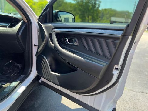 Used 2012 Ford Taurus Limited FWD image 43