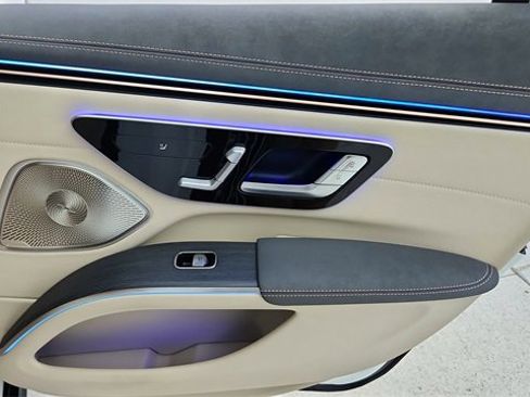 Used 2024 Mercedes-Benz EQS 450+ 4MATIC Sedan image 27