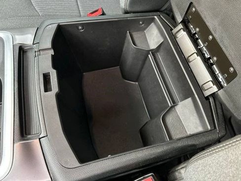 Used 2021 RAM 1500 Warlock AWD/4WD image 37