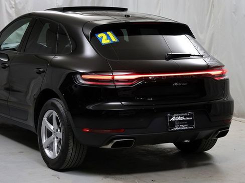 Used 2021 Porsche Macan image 8