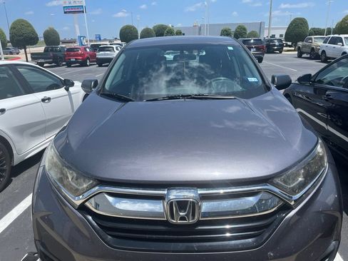 Used 2019 Honda CR-V LX image 2