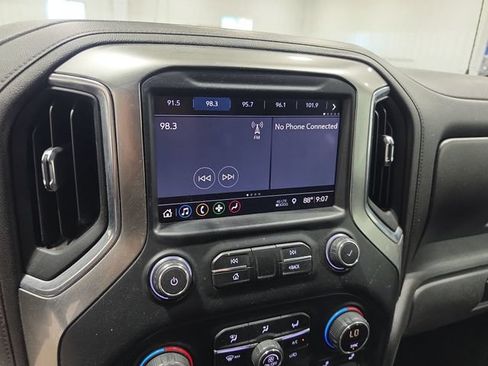 Used 2019 Chevrolet Silverado 1500 RST AWD/4WD image 8