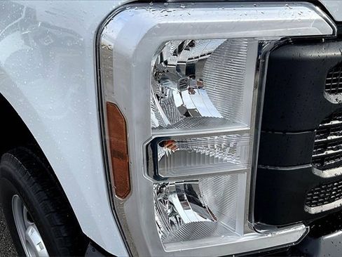 Used 2024 Ford F250 XL w/ Snow Plow/Camper Package image 23