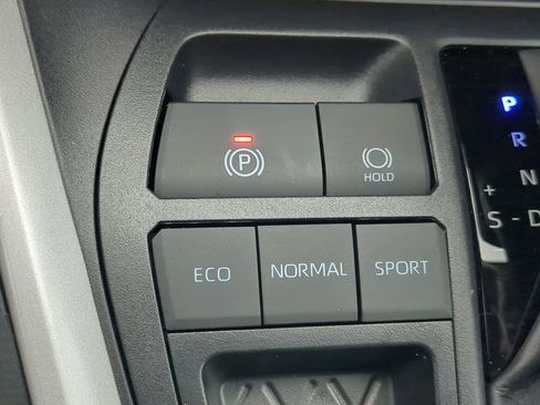 Used 2025 Toyota RAV4 LE image 30