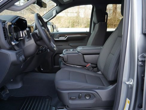 New 2026 Chevrolet Silverado 1500 LT image 5