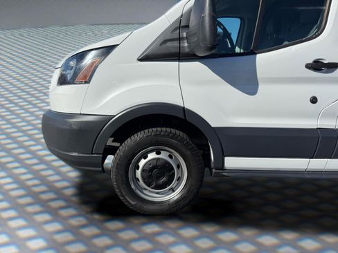 Used 2018 Ford Transit 250 130 Low Roof RWD image 16