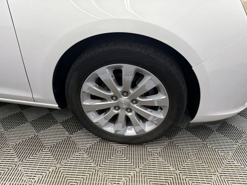 Used 2015 Buick Verano FWD image 12