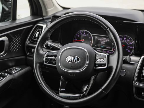 Used 2021 Kia Sorento S w/ Panoramic Sunroof Package image 15