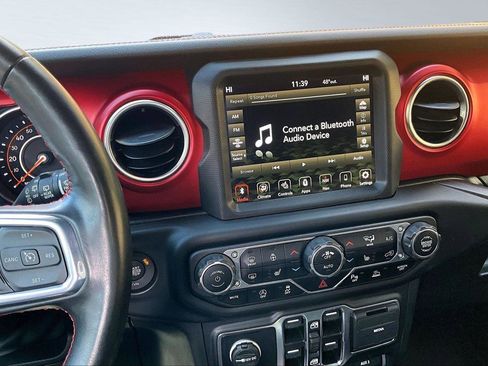 Certified 2023 Jeep Wrangler Unlimited Rubicon w/ Steel Bumper Group image 7