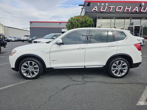 Used 2017 BMW X3 xDrive28i AWD/4WD image 2