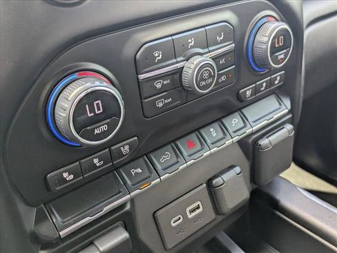 Used 2023 Chevrolet Silverado 3500 High Country image 16