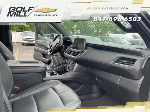 Used 2024 Chevrolet Tahoe RST w/ Luxury Package AWD/4WD image 30