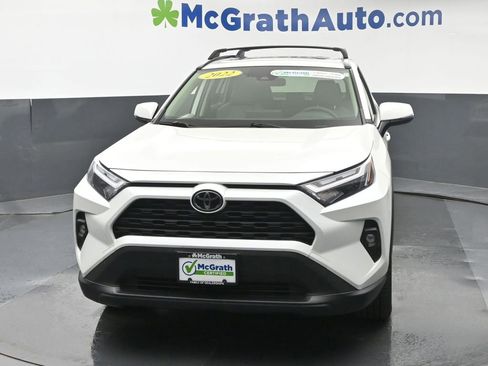 Used 2022 Toyota RAV4 XLE Premium AWD/4WD image 6