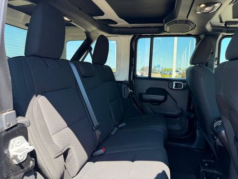 Used 2020 Jeep Wrangler Unlimited Sport S AWD/4WD image 21
