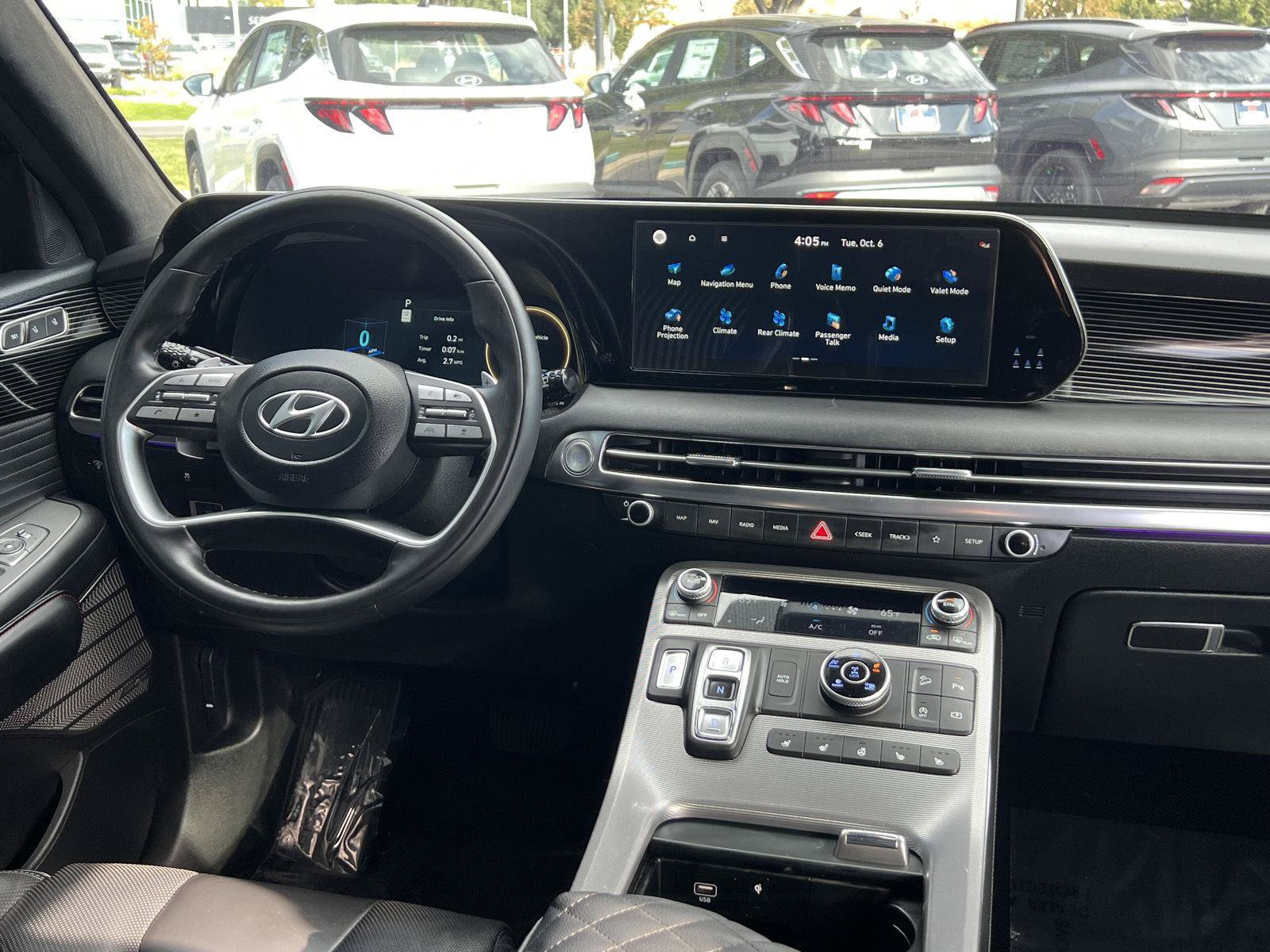 Used 2023 Hyundai Palisade Calligraphy AWD/4WD image 2