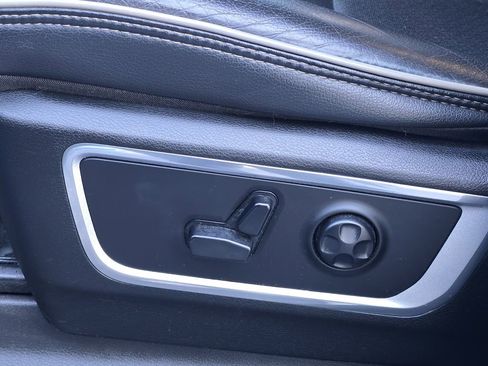 Used 2021 RAM 1500 Laramie image 16