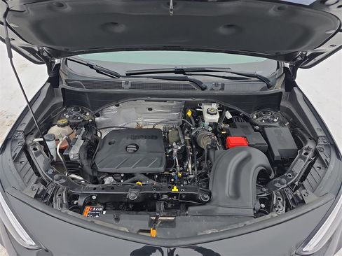 Certified 2024 Buick Encore GX Sport Touring image 32