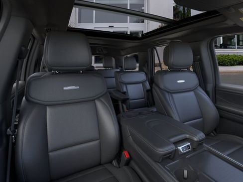 New 2026 Ford Expedition Platinum w/ Stealth Performance Package AWD/4WD image 10