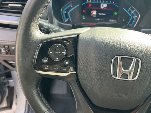 Used 2023 Honda Odyssey Elite image 15