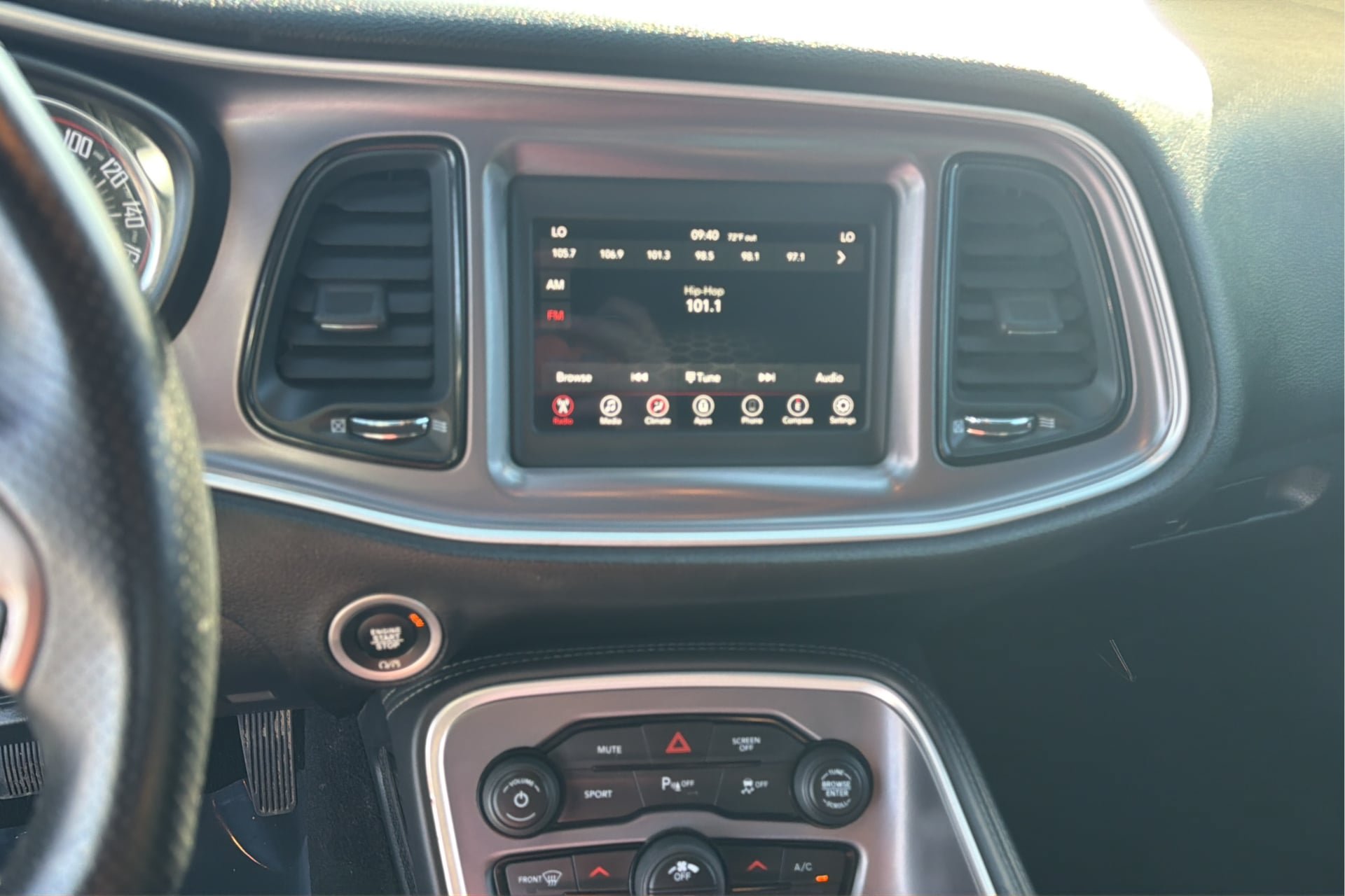 Used 2019 Dodge Challenger GT RWD image 25