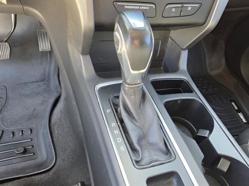 Used 2018 Ford Escape SEL w/ Ford Safe & Smart Package image 10