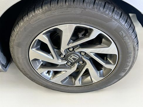 Used 2016 Honda Civic EX image 11