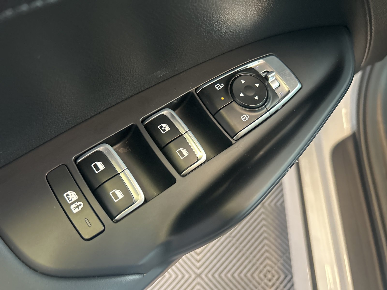 New 2026 Kia K5 LXS FWD image 13