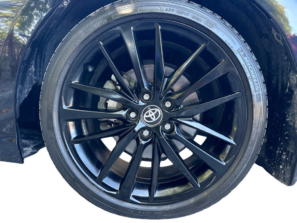 Used 2024 Toyota Camry XSE FWD image 9