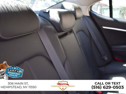 Used 2025 Genesis G70 2.5T image 27