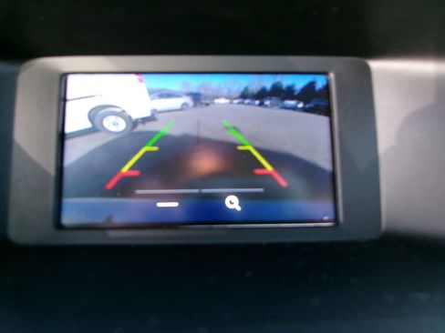 Used 2016 Ford Focus SE image 16