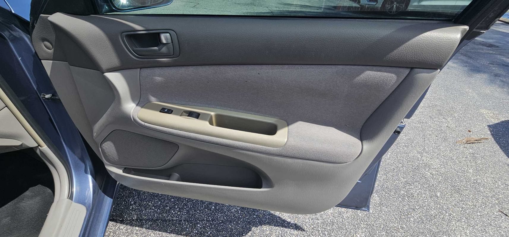 Used 2003 Toyota Camry LE FWD image 20