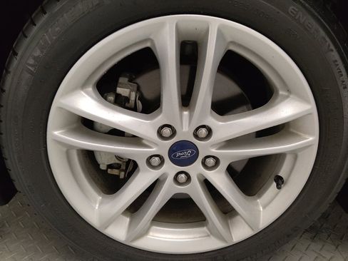 Used 2018 Ford Fusion S image 31