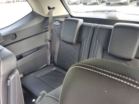 New 2026 Volkswagen Atlas SE image 13