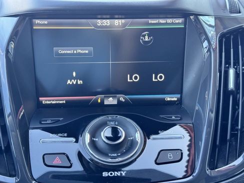Used 2015 Ford Escape Titanium w/ Equipment Group 301A AWD/4WD image 46