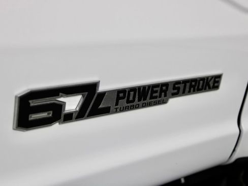 Used 2024 Ford F350 XLT w/ FX4 Off-Road Package AWD/4WD image 10