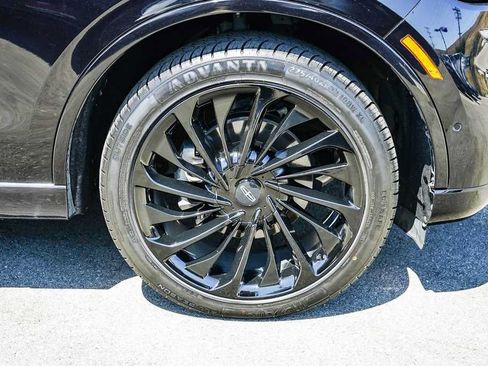 Used 2022 Lincoln Aviator Reserve w/ Equipment Group 201A AWD/4WD image 9
