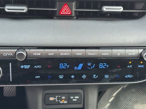 New 2026 Hyundai Ioniq 5 SEL image 21