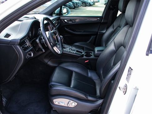 Used 2020 Porsche Macan S image 10