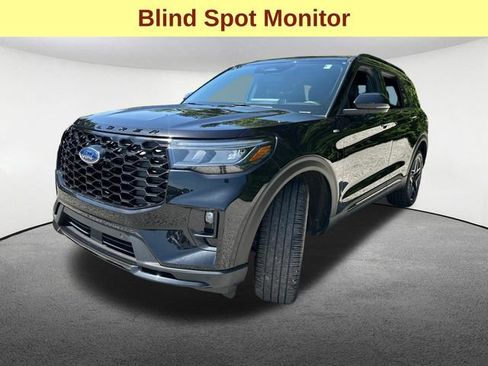 Certified 2025 Ford Explorer ST-Line w/ ST-Line Street Pack AWD/4WD image 6