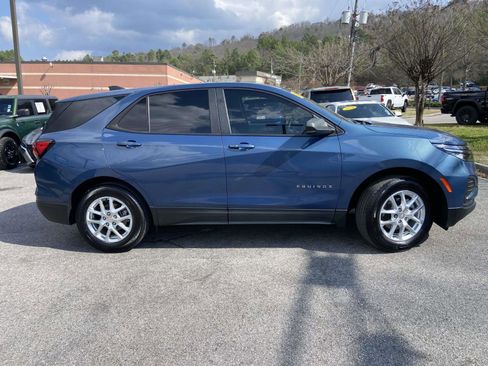 Certified 2024 Chevrolet Equinox LS w/ LS Convenience Package image 22