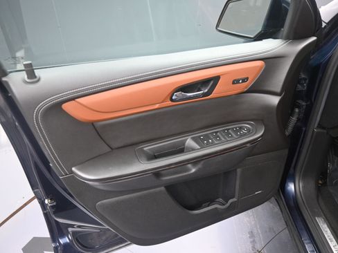 Used 2017 Chevrolet Traverse Premier image 13