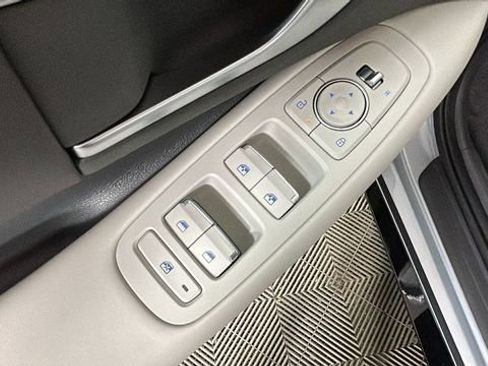 Certified 2026 Hyundai Sonata SEL FWD image 11