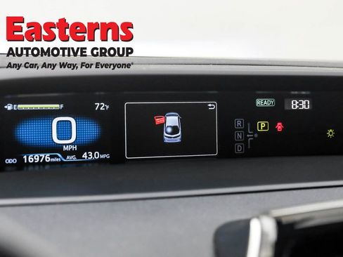 Used 2021 Toyota Prius Prime LE FWD image 18